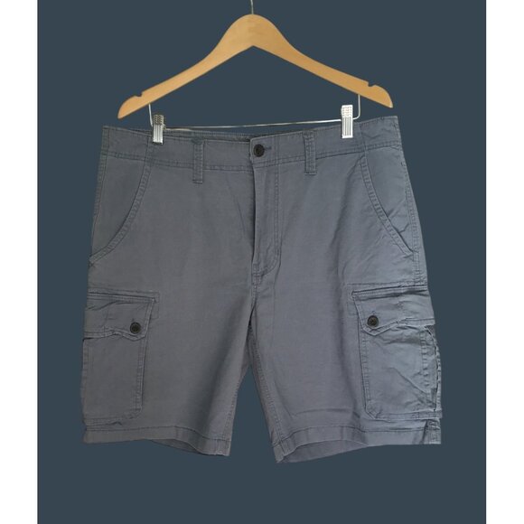 ST. JOHN'S BAY- MENSBLUE/GREY HIKING CARGO SHORTS LIGHT WEIGHT 98%COTTON SIZE38 - Picture 1 of 5